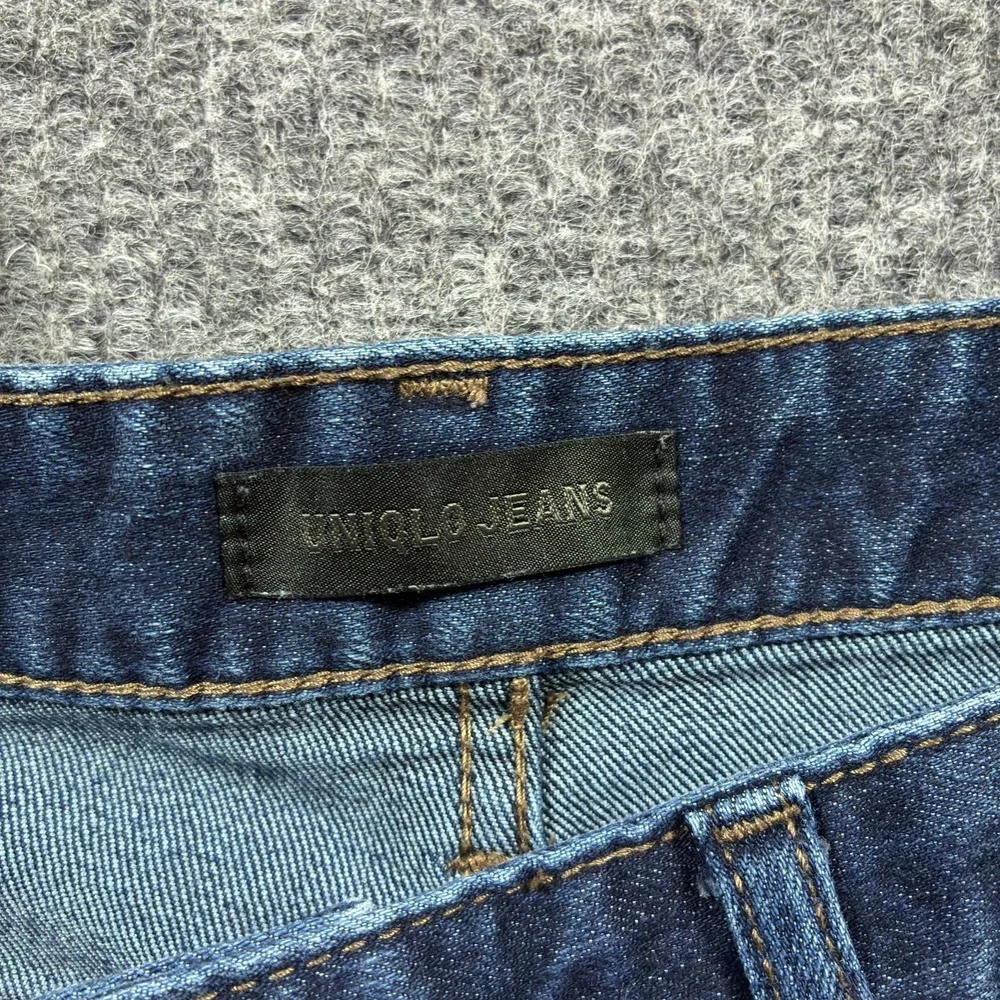 Uniqlo Mens Jeans Size 34x34 Dark Wash Denim Cotton Stretch Low Rise Casual
